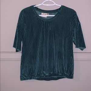 Dantelle green short sleeved shirt